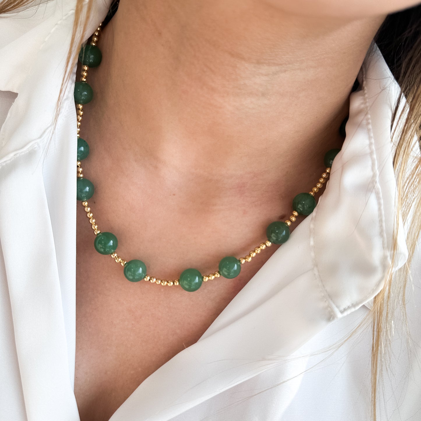 Collar gold jade