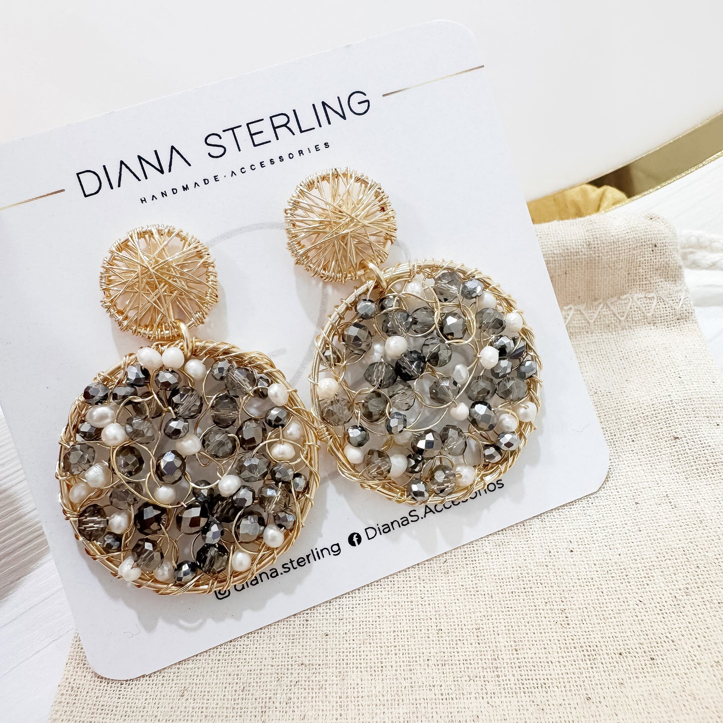 Aros damelia