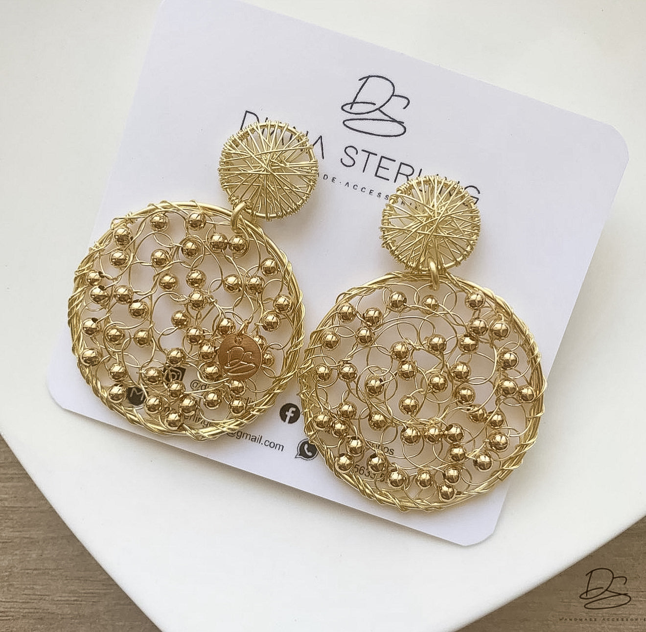 Aros golden circles